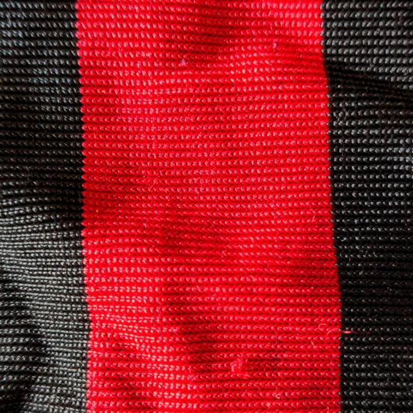 90s red & black striped top with tie - Picture 9 of 9